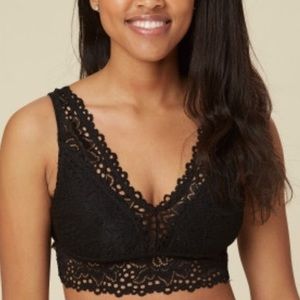 Black altar’d state racerback bralette